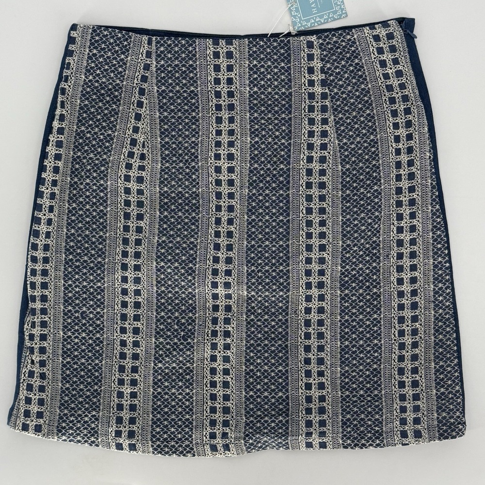 HAYDEN LOS ANGELES Embroidered Boho Blue & White Chambray Mini Skirt Size Small